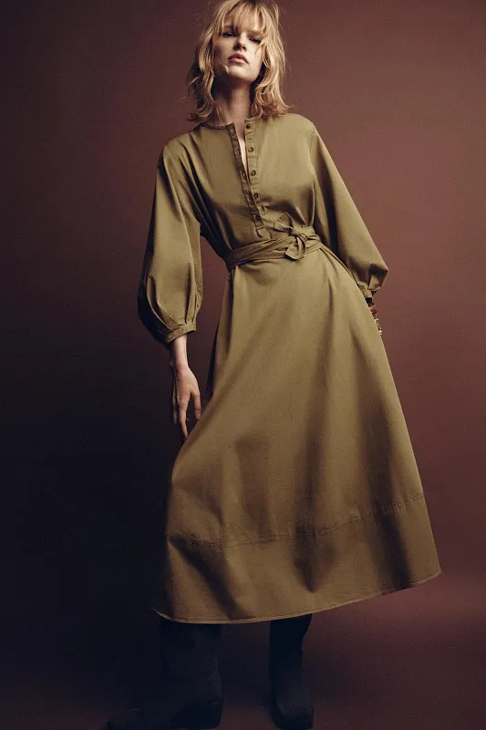 Платье-рубашка с поясом ZARA Платье-рубашка с поясом ZARA