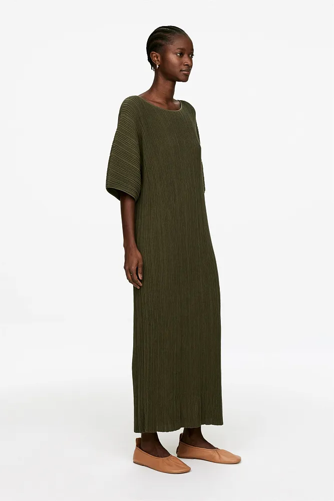 Платье с эффектом кринкл ARKET