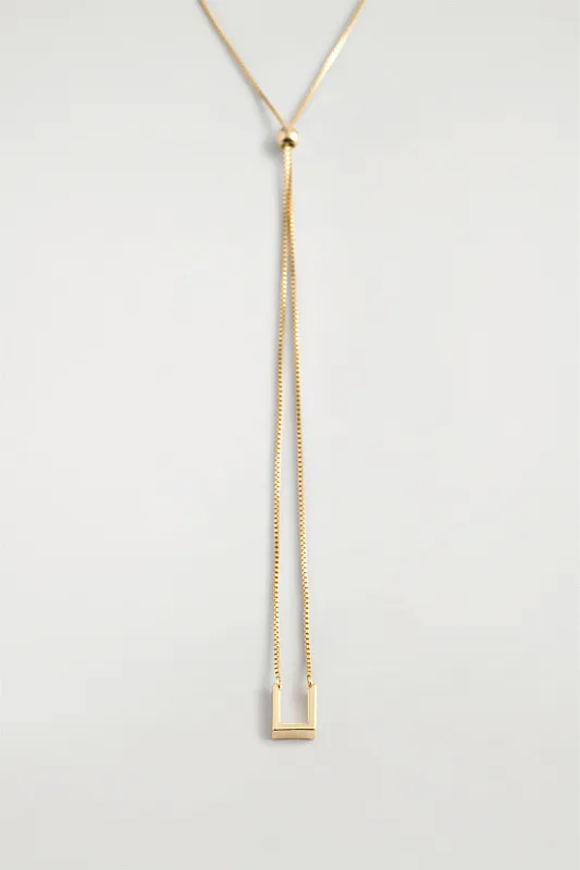 Ожерелье с прямоугольным кулоном COS Ожерелье с прямоугольным кулоном COS