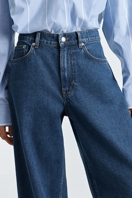 Джинсы Cloud свободного кроя ARKET   Джинсы Cloud свободного кроя ARKET