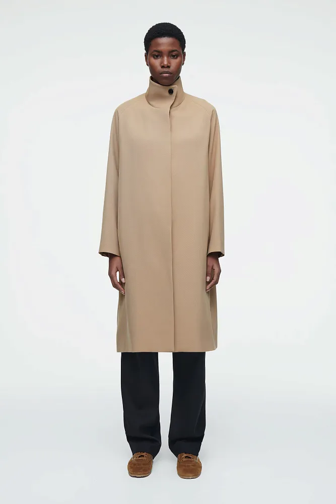 Замшевые кроссовки COS