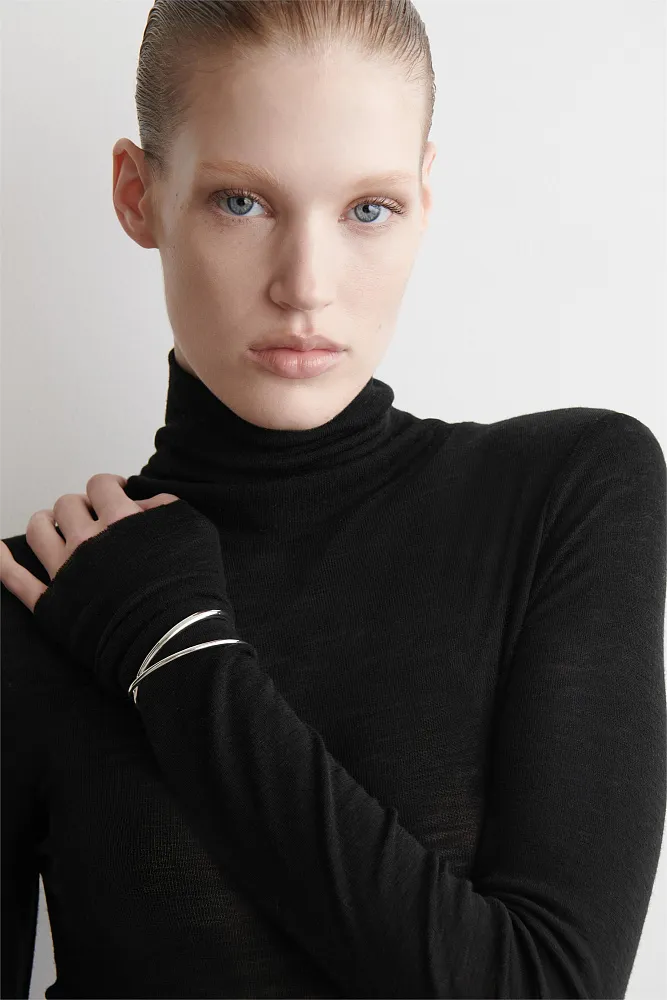 Водолазка из шерсти мериноса COS