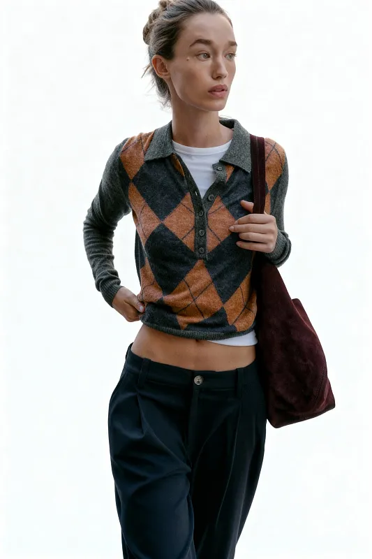 Джемпер-поло с ромбами