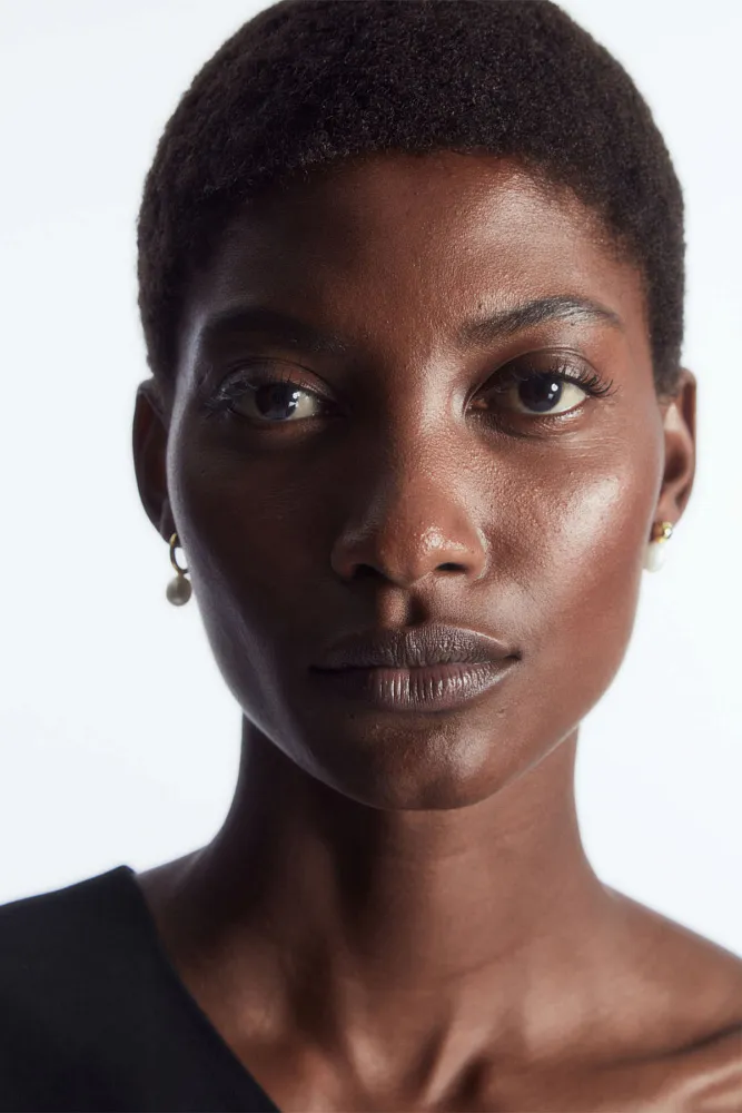 Серьги с жемчугом COS