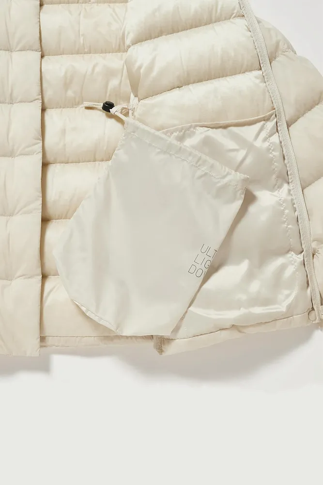 Ультралегкий пуховик UNIQLO