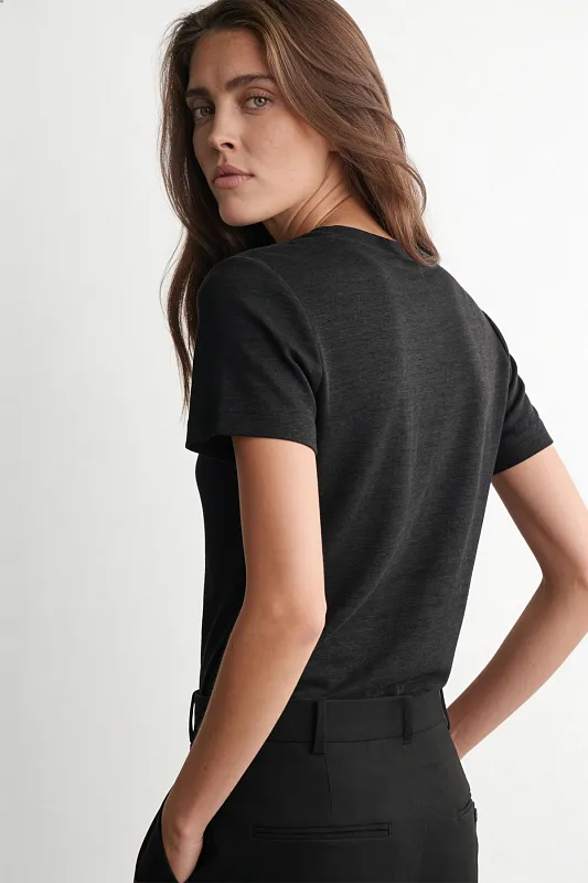 Льняная футболка COS Льняная футболка COS