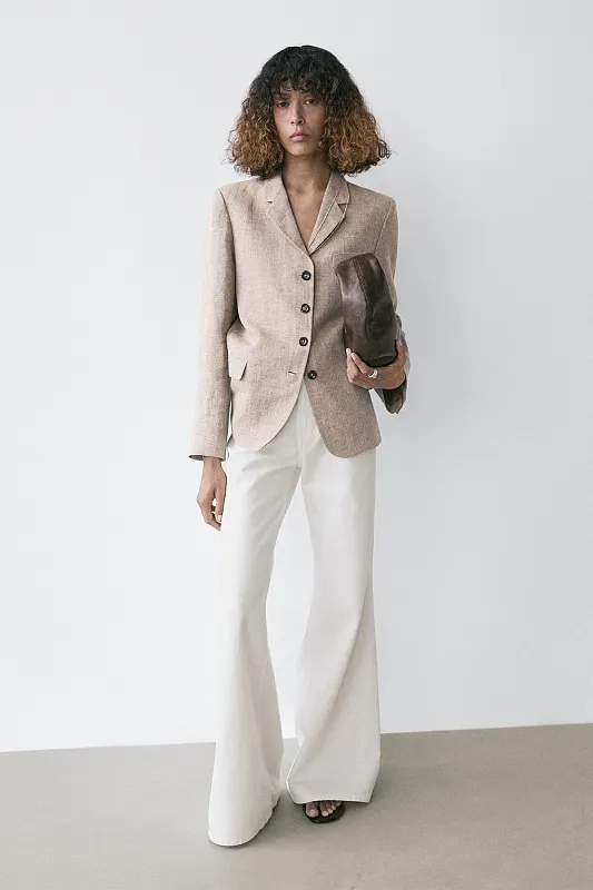 Льняной пиджак