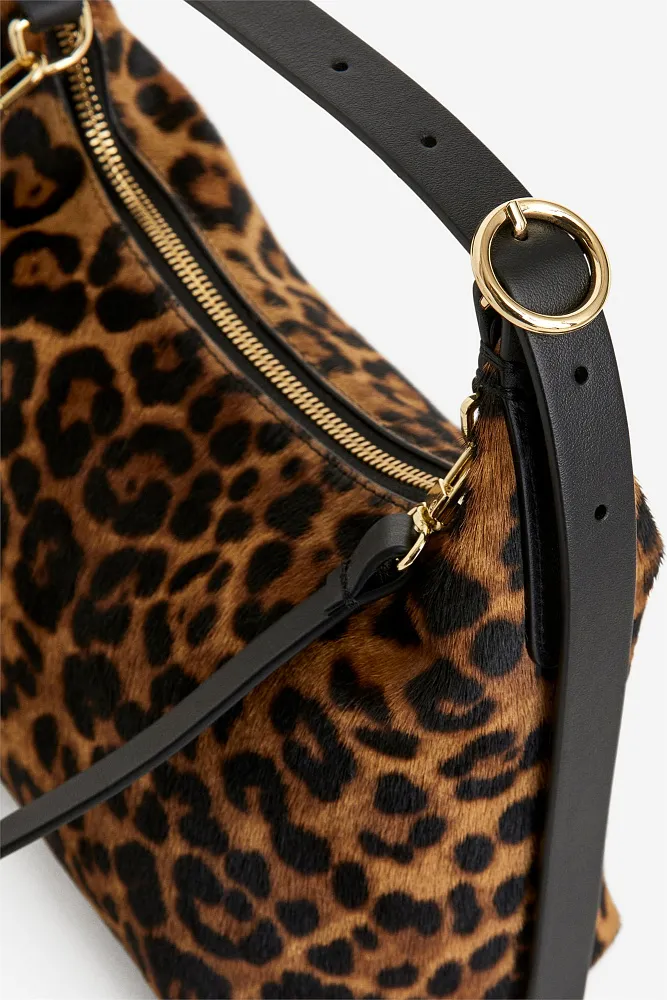 Квадратная кожаная сумка ARKET