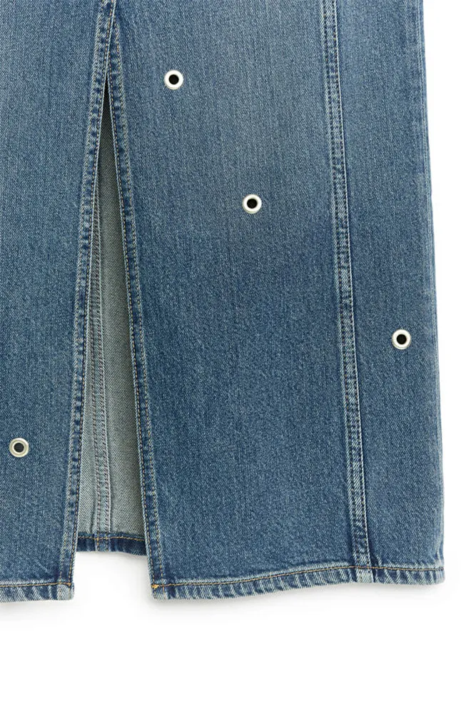 Джинсовая юбка с люверсами ARKET