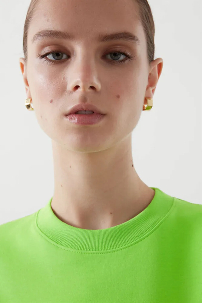 Футболка COS