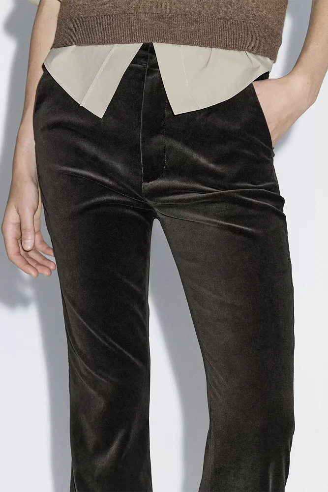 Узкие расклешенные брюки из бархата MASSIMO DUTTI