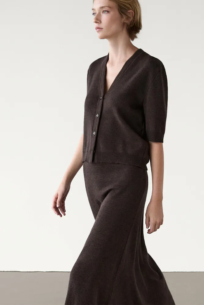 Длинная расклешенная юбка из мериносовой шерсти MASSIMO DUTTI