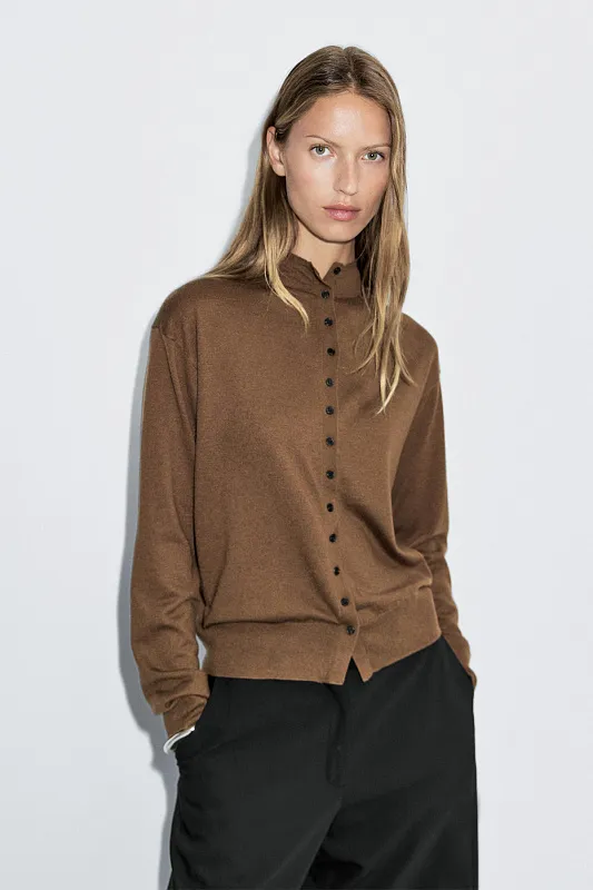 Шерстяной кардиган с воротником-стойкой MASSIMO DUTTI   Шерстяной кардиган с воротником-стойкой MASSIMO DUTTI