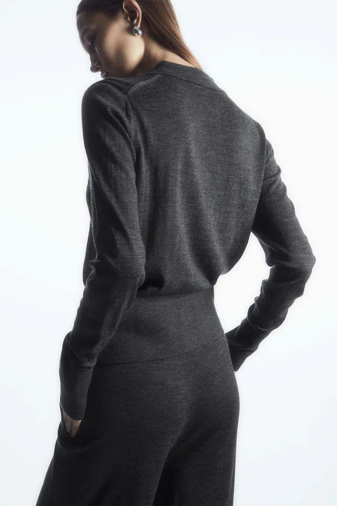 Кардиган из шерсти мериноса с воротником COS