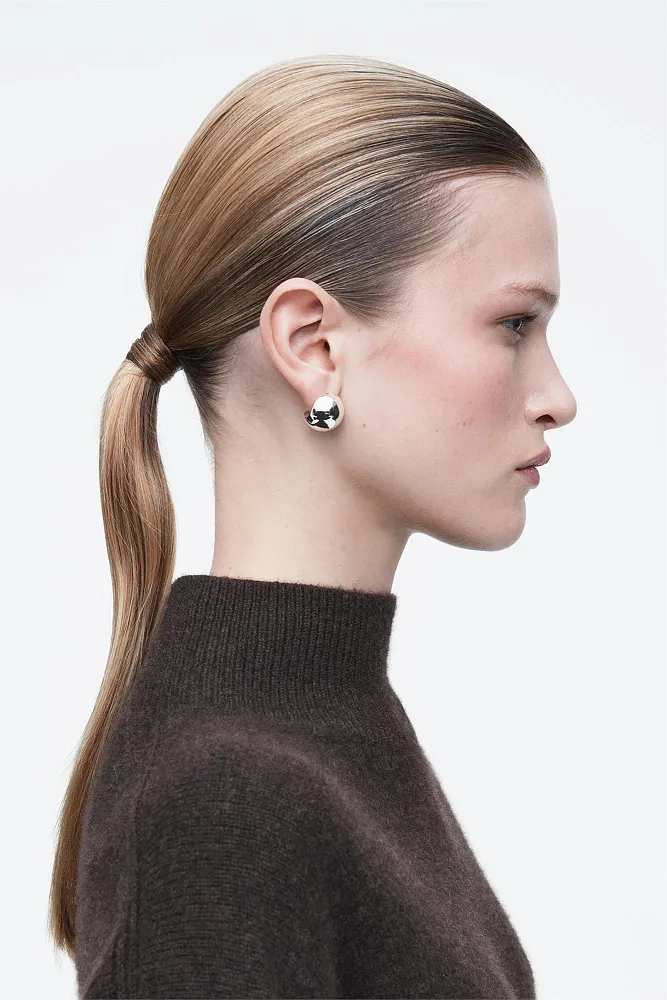 Асимметричные серьги COS