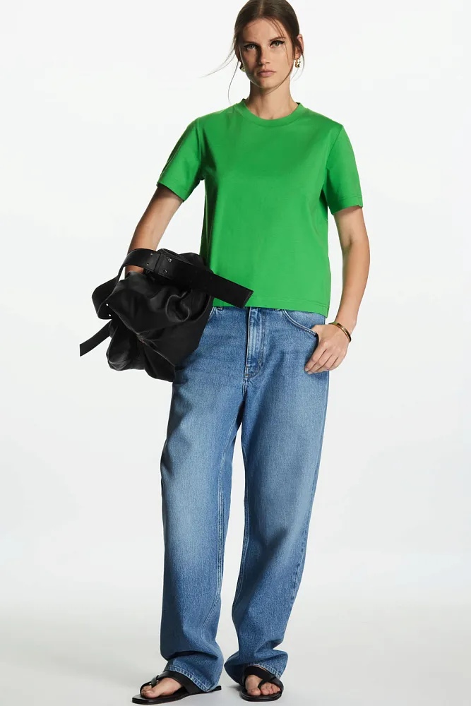 Футболка COS