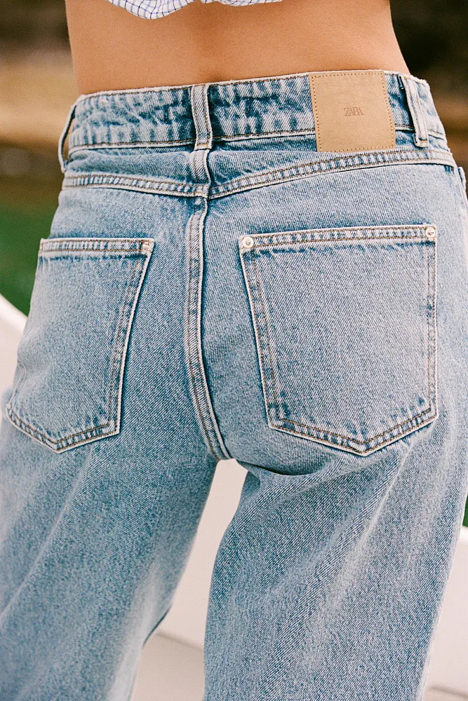 Прямые джинсы с высокой посадкой ZARA