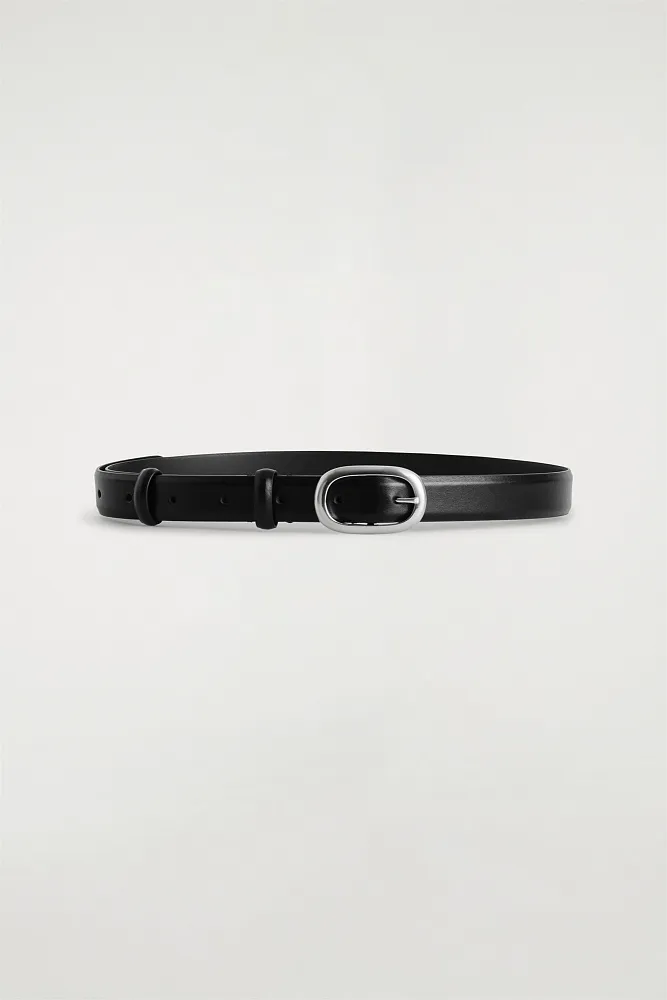 Кожаный ремень с овальной пряжкой COS