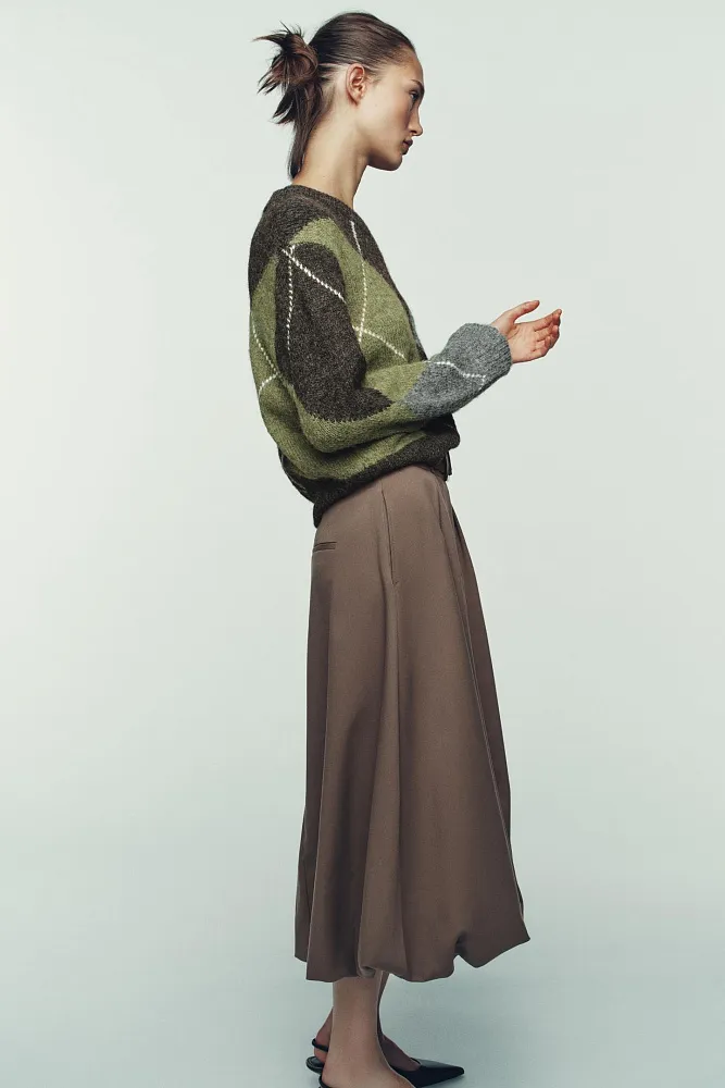 Пуловер с узором "ромбы" ZARA