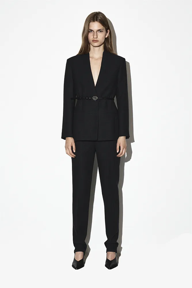 Приталенный пиджак без воротника COS