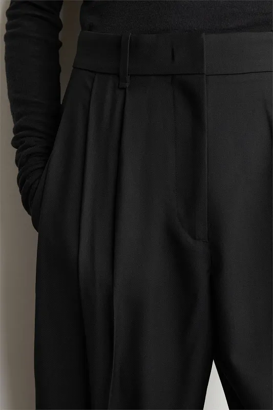 Брюки "тюльпан" из шерстяной смеси со складками COS Брюки "тюльпан" из шерстяной смеси со складками COS