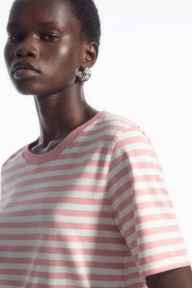 Футболка COS