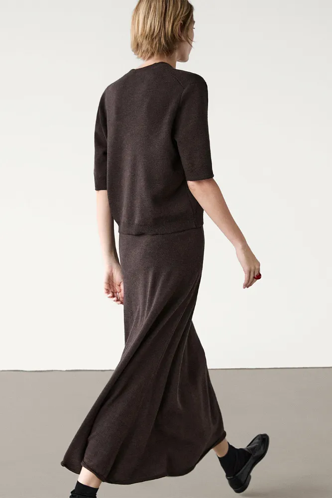 Длинная расклешенная юбка из мериносовой шерсти MASSIMO DUTTI