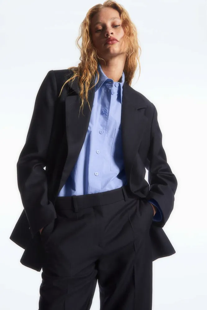 Шерстяные брюки с низкой посадкой COS