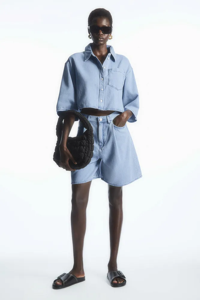 Джинсовые шорты А-силуэта COS