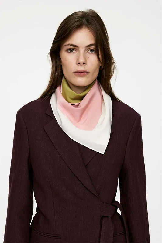 Шелковый платок с принтом