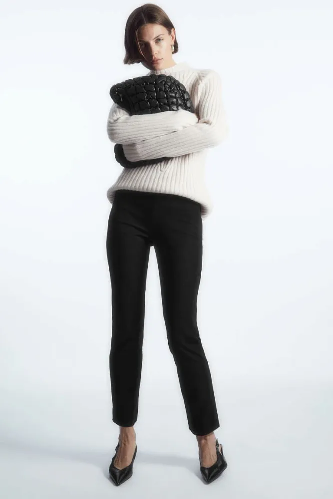 Зауженные брюки COS