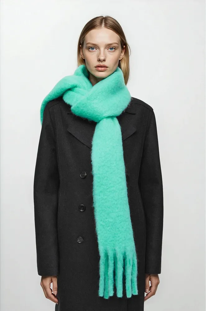 Шарф из мохера с бахромой COS