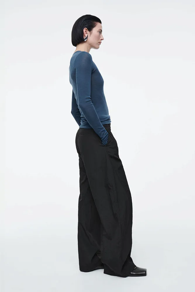 Лонгслив из шерсти мериноса COS