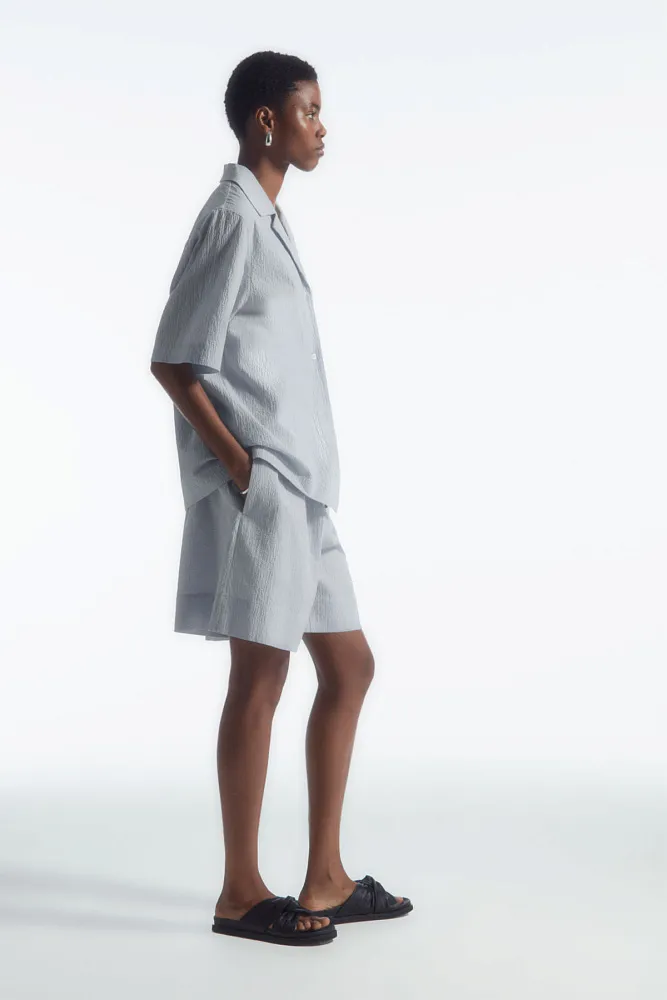 Рубашка из сирсакера COS