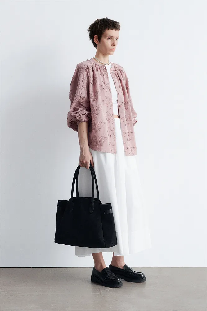 Объемная блуза с цветочной аппликацией & OTHER STORIES