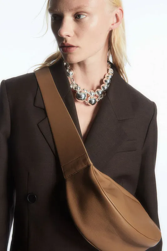 Сумка кроссбоди Swing COS Сумка кроссбоди Swing COS