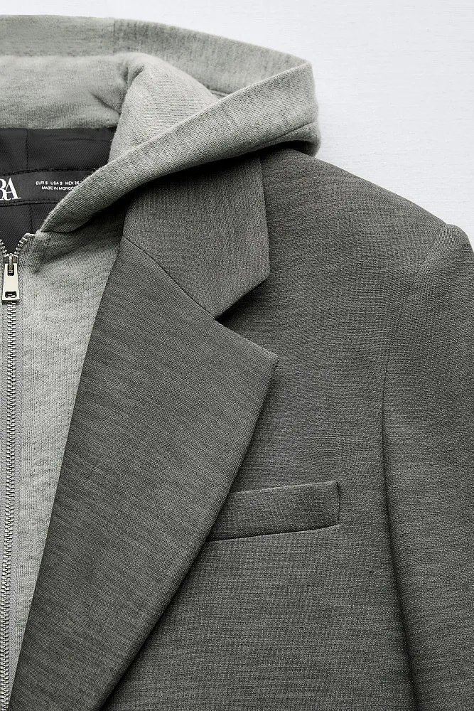 Комбинированный пиджак с капюшоном ZARA