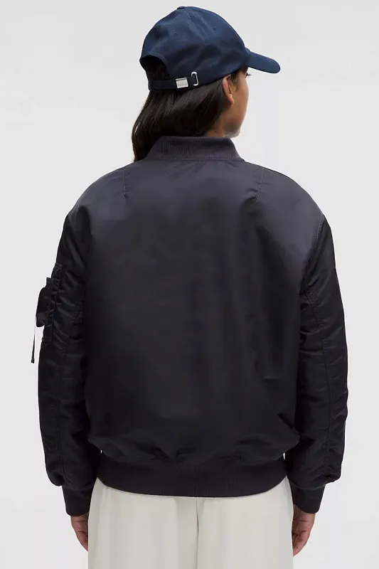 Куртка-бомбер lululemon Куртка-бомбер lululemon