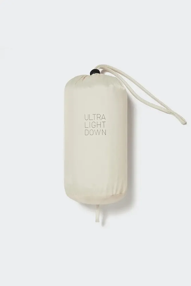 Ультралегкая пуховая куртка UNIQLO