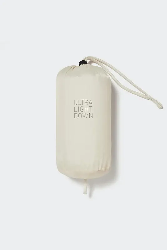 Ультралегкая пуховая куртка UNIQLO Ультралегкая пуховая куртка UNIQLO