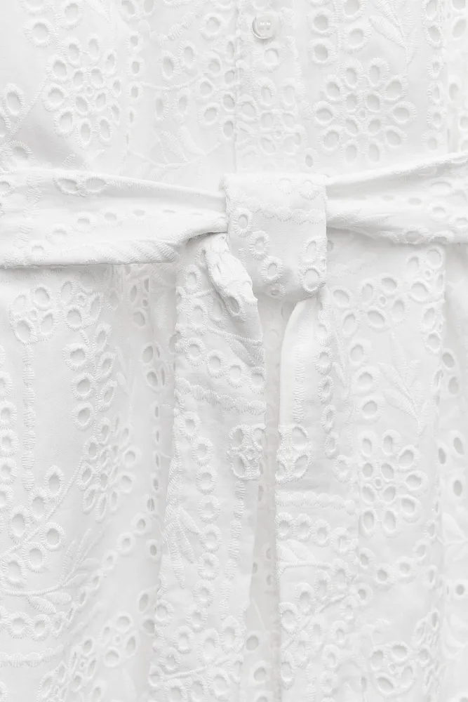 Платье с вышивкой ZARA