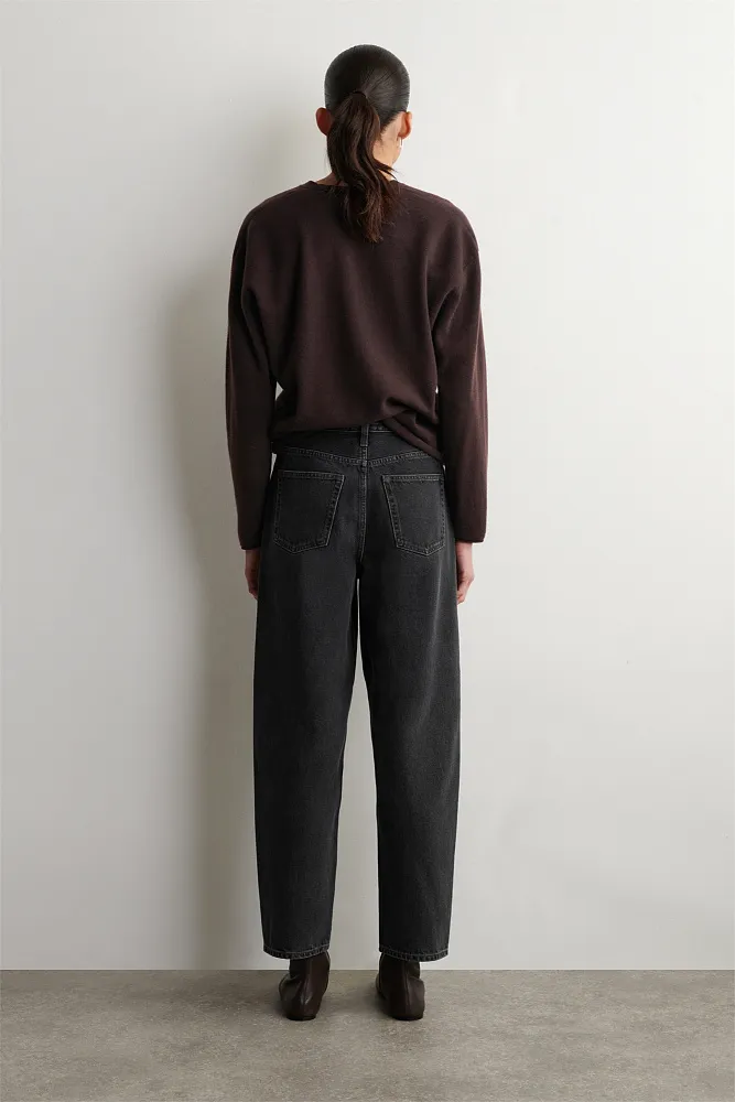 Джинсы Tapered leg COS