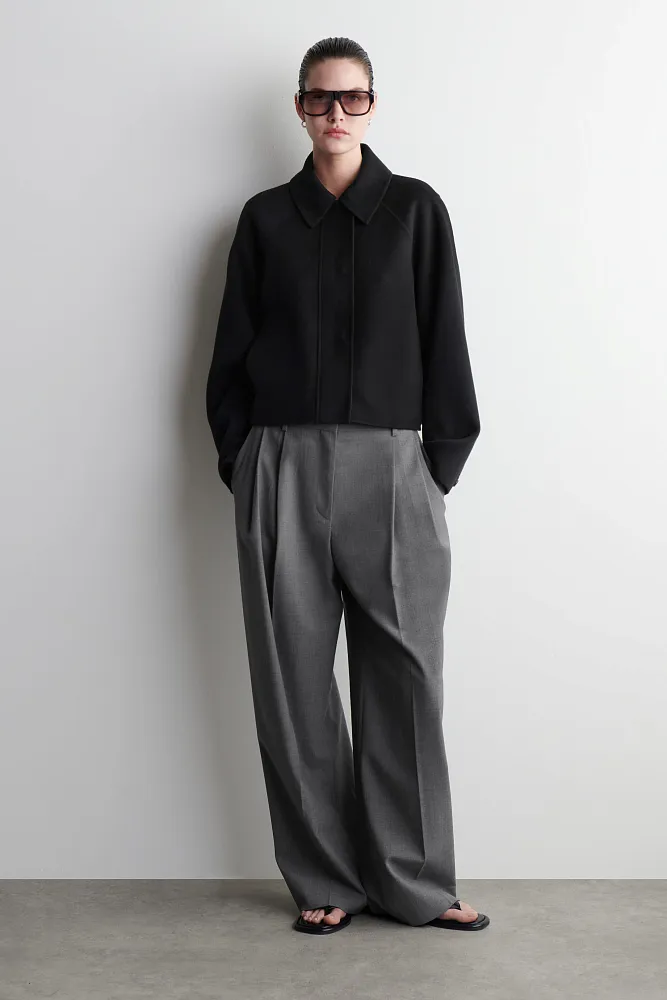 Короткий жакет из шерсти COS