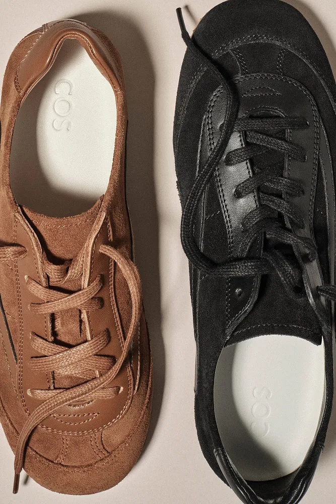 Замшевые кроссовки COS