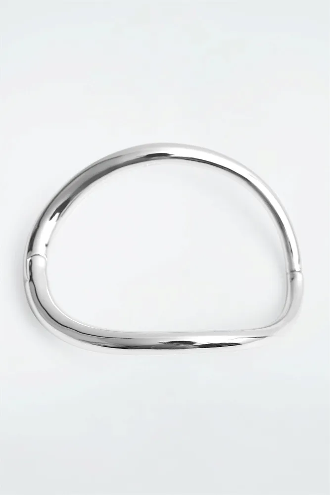 Изогнутый браслет COS