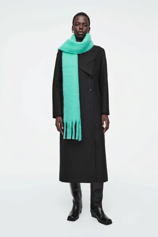 Шарф из мохера с бахромой COS Шарф из мохера с бахромой COS