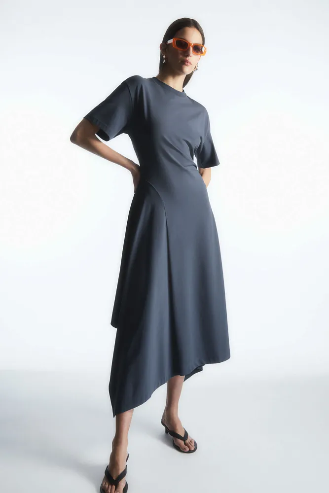 Асимметричное платье-футболка