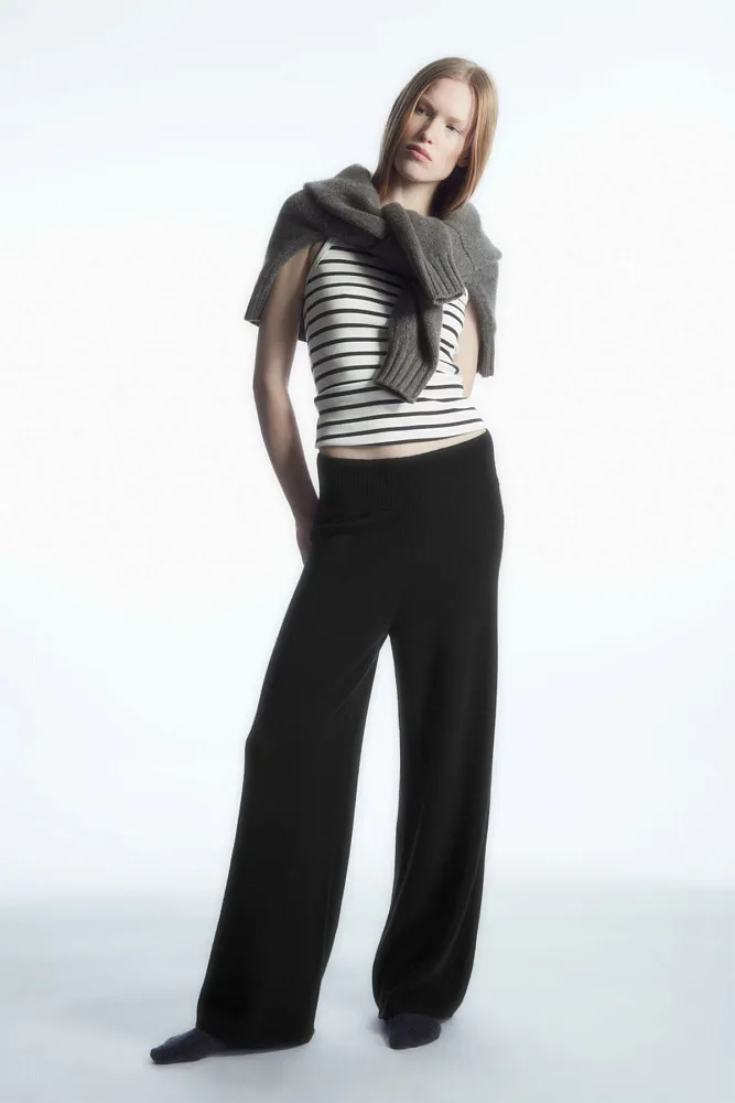 Майка в рубчик COS