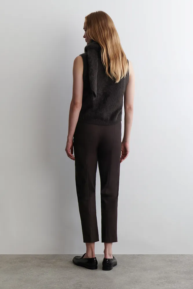 Укороченные брюки узкого кроя COS