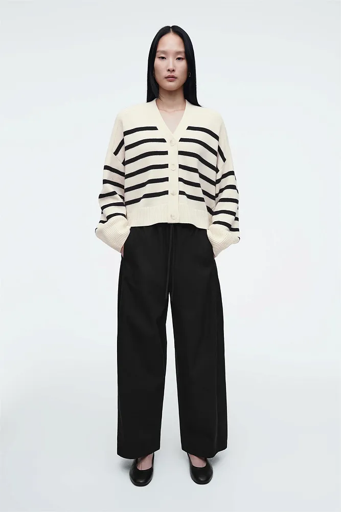 Кардиган из шерсти мериноса с v-образным вырезом COS